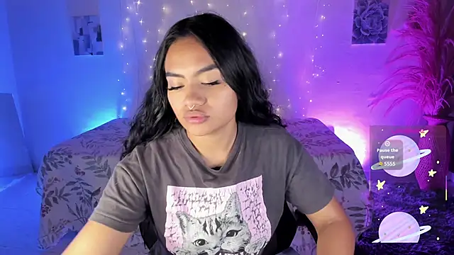 Riana Kean online show from 1, 12, 2025