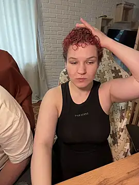 Snapshot of MrMrsRight chatting on 28, 6, 2026 MrMrsRight online show from 28, 6, 2026