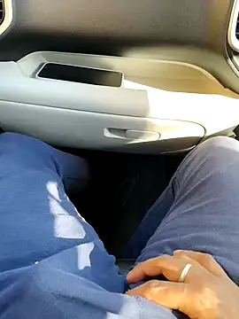 Snapshot of Cum_on_your_tityyy chatting on 25, 1, 2025 Cum on your tityyy online show from 25, 1, 2025