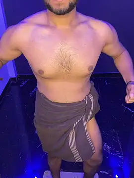 Snapshot of Cum_on_your_tityyy chatting on 8, 2, 2026 Cum on your tityyy online show from 8, 2, 2026