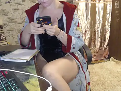 Snapshot of _Kitti_ chatting on 13, 12, 2024 Kitti online show from 13, 12, 2024