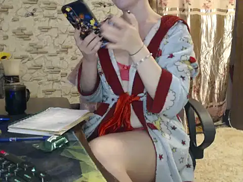 Snapshot of _Kitti_ chatting on 19, 12, 2024 Kitti online show from 19, 12, 2024