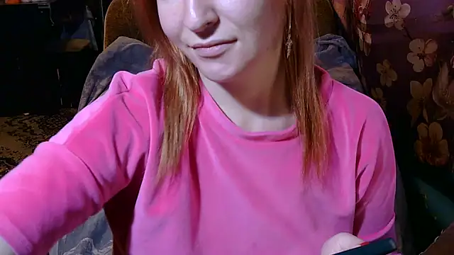 Snapshot of _Kitti_ chatting on 19, 10, 2025 Kitti online show from 19, 10, 2025