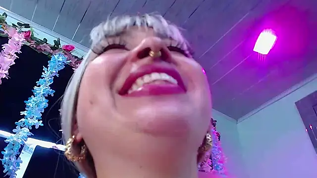 Snapshot of Cocoo_Nuth chatting on 23, 3, 2025 Cocoo Nuth online show from 23, 3, 2025