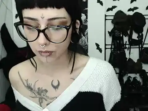 Snapshot of n0sferatus__ chatting on 12, 3, 2026 n0sferatus online show from 12, 3, 2026