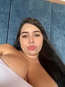 Snapshot of Tara__Sexy chatting on 7, 2, 2025 Tara  Sexy online show from 7, 2, 2025