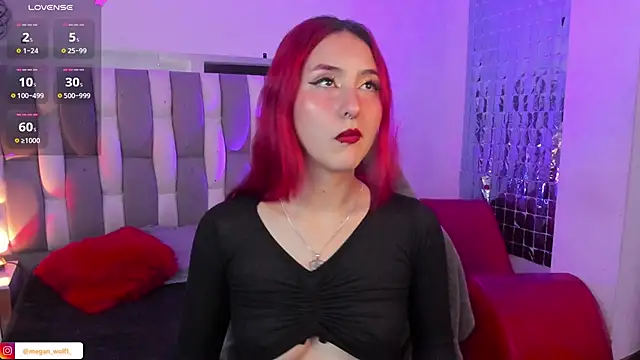 Snapshot of Megan_wolf1_ chatting on 9, 1, 2025 Megan wolf1  online show from 9, 1, 2025