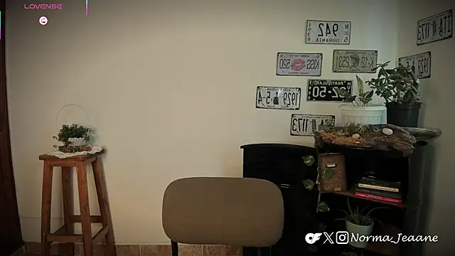 Snapshot of Norma-Jeaane chatting on 16, 4, 2026 Norma-Jeaane online show from 16, 4, 2026