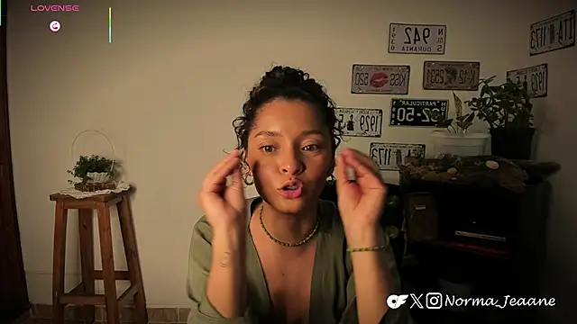 Snapshot of Norma-Jeaane chatting on 16, 4, 2026 Norma-Jeaane online show from 16, 4, 2026