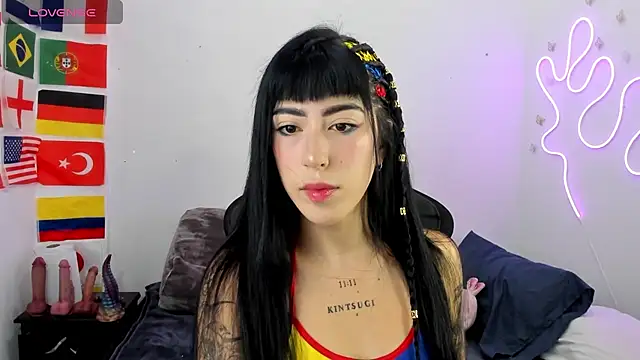 Snapshot of chaymae_nah_ chatting on 7, 7, 2026 chaymae nah online show from 7, 7, 2026