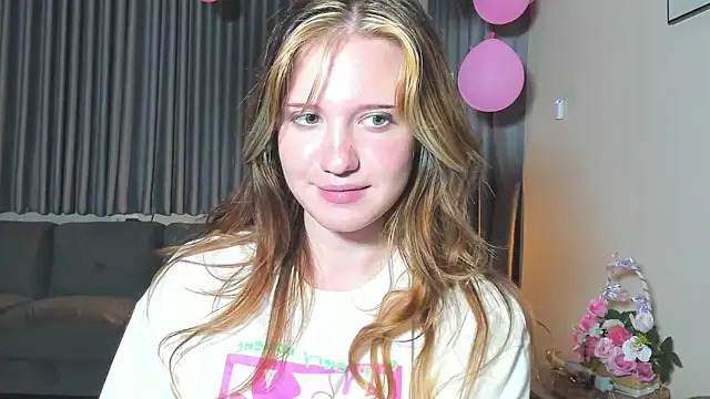 HanahCute online show from 6, 3, 2025