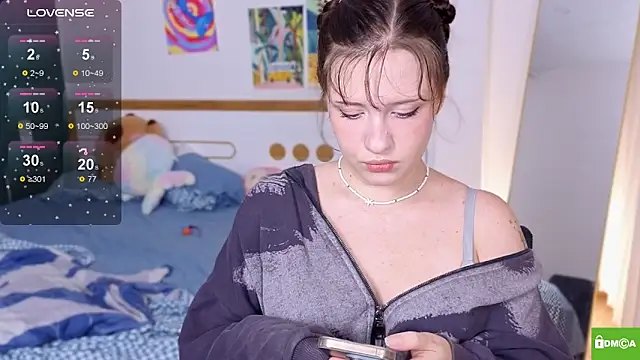 HanahCute online show from 21, 10, 2025