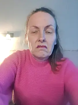 Evelina cute online show from 4, 2, 2026