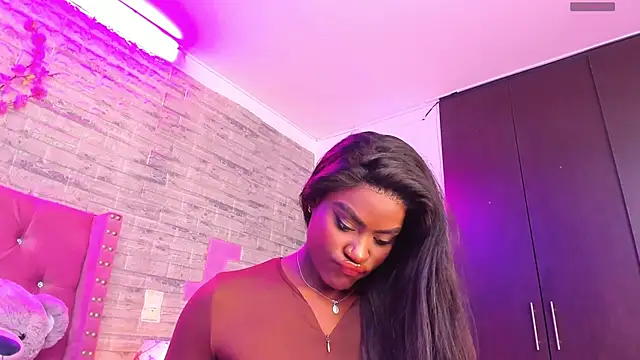 Snapshot of IsabellaBromsS chatting on 8, 2, 2025 IsabellaBromsS online show from 8, 2, 2025