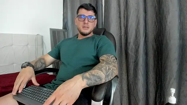 Teilor Creed online show from 10, 11, 2025