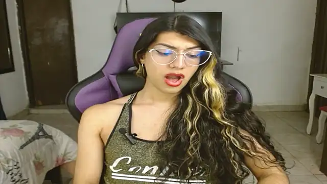 Snapshot of engielphoenis14 chatting on 29, 1, 2025 engielphoenis14 online show from 29, 1, 2025