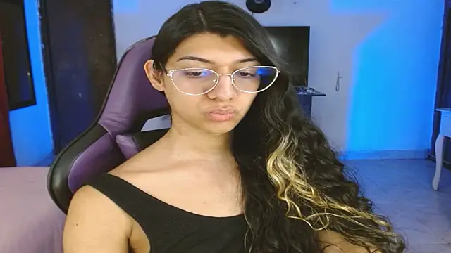 engielphoenis14 online show from 14, 1, 2026