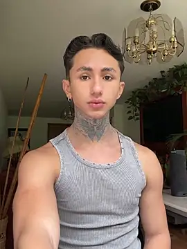 Snapshot of ArchiGoldd chatting on 24, 9, 2025 ArchiGoldd online show from 24, 9, 2025