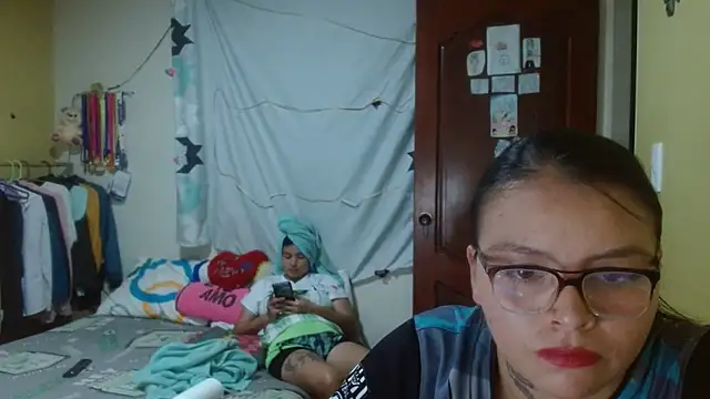 Snapshot of clayre_and_jill chatting on 12, 11, 2025 clayre and jill online show from 12, 11, 2025