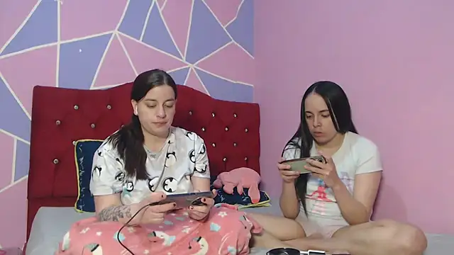 Snapshot of Lola_barbara chatting on 11, 4, 2026 Lola barbara online show from 11, 4, 2026