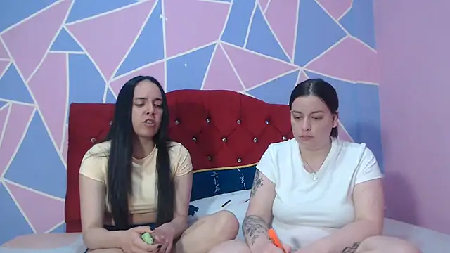 Snapshot of Lola_barbara chatting on 4, 6, 2026 Lola barbara online show from 4, 6, 2026