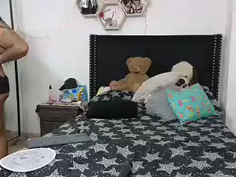 charlotte 077 online show from 1, 2, 2025