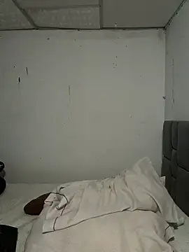 BrittanyDiaz online show from 28, 1, 2025