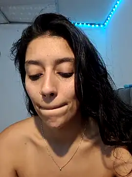 BrittanyDiaz online show from 28, 2, 2025