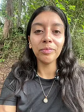 Snapshot of BrittanyDiaz chatting on 1, 2, 2026 BrittanyDiaz online show from 1, 2, 2026