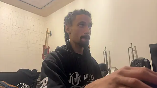 Snapshot of hotcamboy420 chatting on 2, 11, 2025 hotcamboy420 online show from 2, 11, 2025