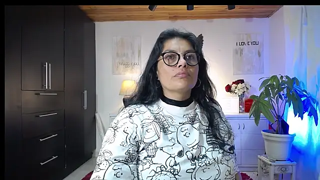 Snapshot of Lust_Mom41 chatting on 20, 9, 2025 Lust Mom41 online show from 20, 9, 2025