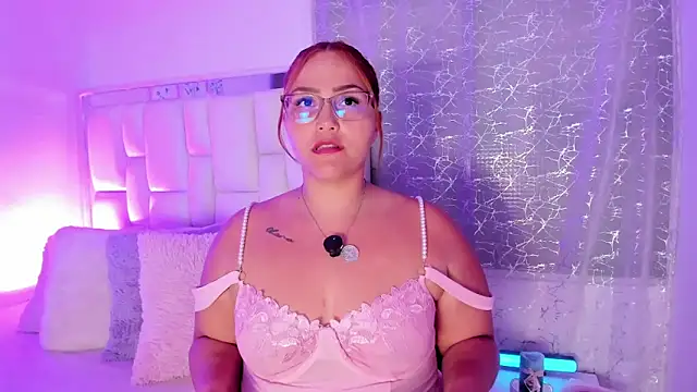 LeahxBarker online show from 17, 2, 2026