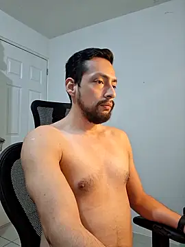 Snapshot of Andresarr93 chatting on 28, 11, 2025 Andresarr93 online show from 28, 11, 2025