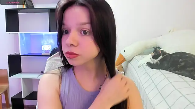 crystal lilith online show from 9, 2, 2025