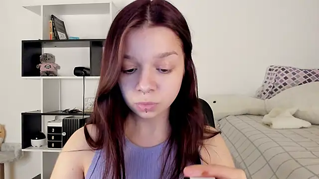 Snapshot of crystal_lilith chatting on 15, 2, 2025 crystal lilith online show from 15, 2, 2025