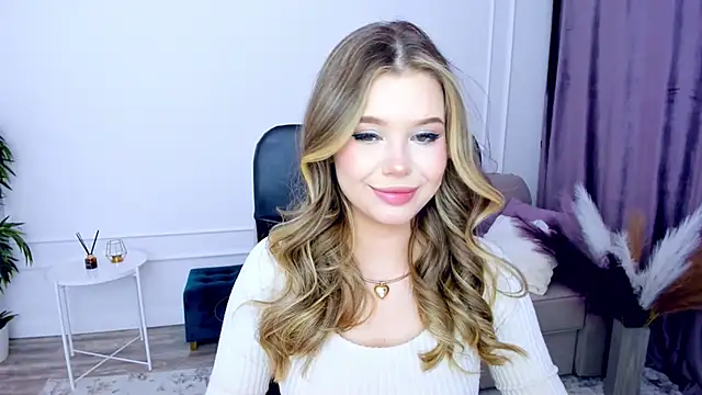 FollowLovee online show from 7, 2, 2025