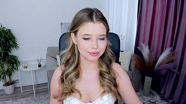 FollowLovee online show from 15, 3, 2025