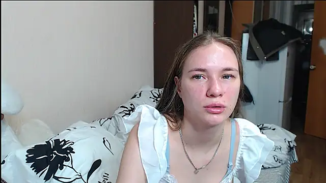 leila bambi  online show from 26, 12, 2024