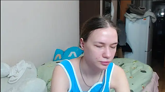 leila bambi  online show from 15, 1, 2025