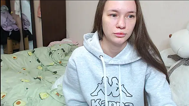 leila bambi  online show from 21, 1, 2025