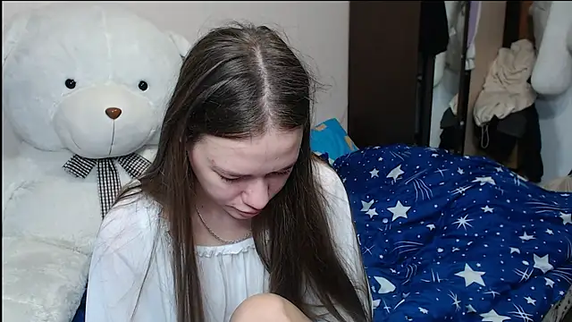 leila bambi  online show from 27, 1, 2025