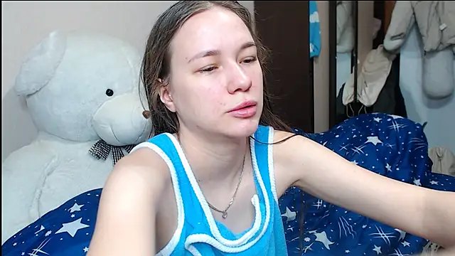 leila bambi  online show from 30, 1, 2025