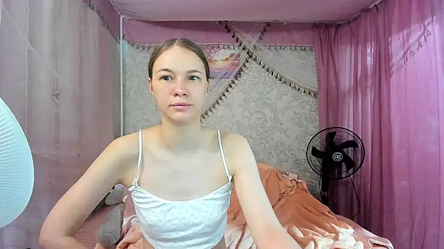 leila bambi  online show from 1, 6, 2026