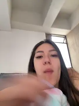 Snapshot of Latina_vanessa chatting on 17, 4, 2026 Latina vanessa online show from 17, 4, 2026