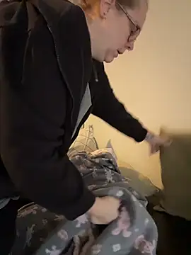 Big Beautiful MILF online show from 20, 11, 2025