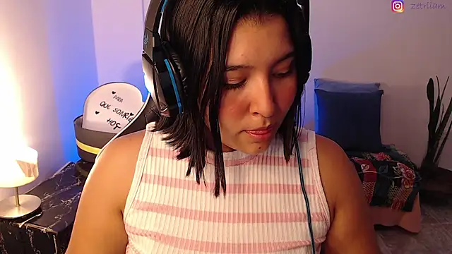 Snapshot of Zetrionn chatting on 8, 2, 2025 Zetrionn online show from 8, 2, 2025