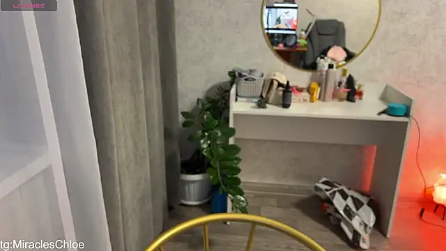 Snapshot of ChloeMillerMeow chatting on 14, 4, 2026 ChloeMillerMeow online show from 14, 4, 2026