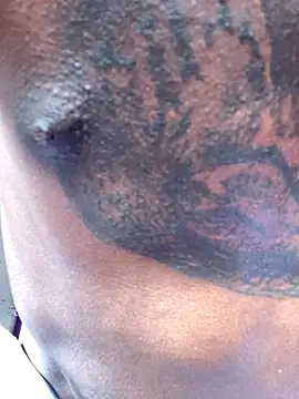 Larry-n-clouds online show from 29, 11, 2025