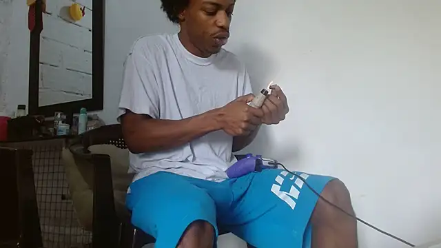 Snapshot of Larry-n-clouds chatting on 3, 2, 2026 Larry-n-clouds online show from 3, 2, 2026