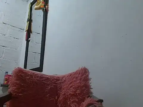 Snapshot of Larry-n-clouds chatting on 12, 3, 2026 Larry-n-clouds online show from 12, 3, 2026